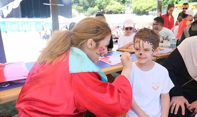 Onkoloji hastası çocuklar GülümseSEN Şenliği'nde buluştu