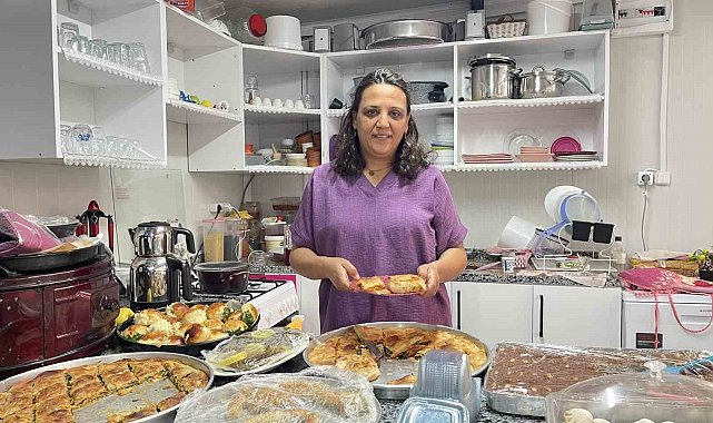 Osmaniye'de depremzede esnafı tanıtma etkinliği düzenlendi