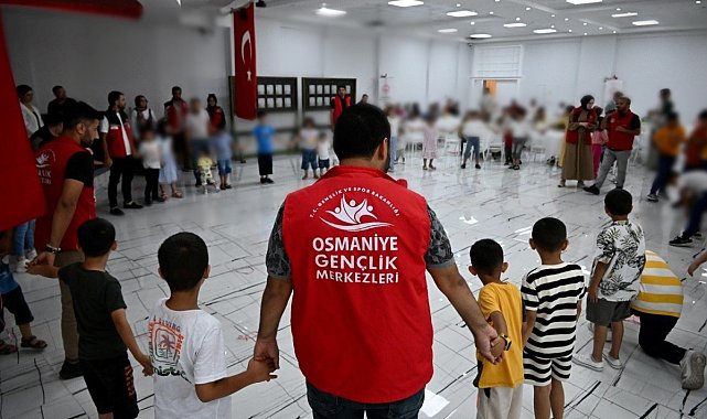 Osmaniye'de koruyucu aileler şenliği düzenlendi