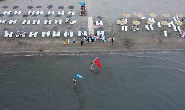 Plajlara mavi bayraklar çekildi, turizm sezonu başladı