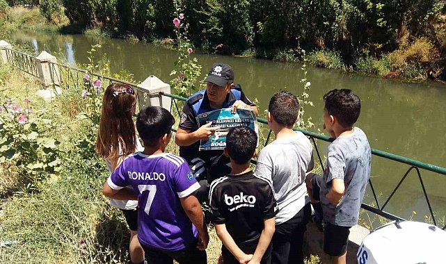 Polis 'Kanala değil havuza' mesajıyla vatandaşı boğulma riskine karşı bilgilendirdi