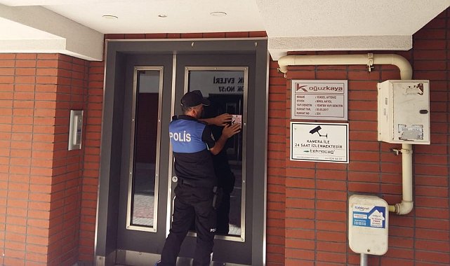 Polisten vatandaşı bilgilendirdi