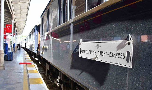 "Orient Express" İstanbul'da mehterle karşılandı