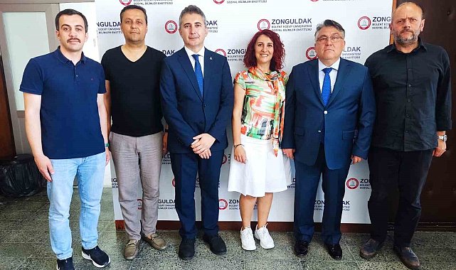 Rektör Özölçer, Yüksek Lisans Öğrencilerinin mezuniyet etkinliğine katıldı