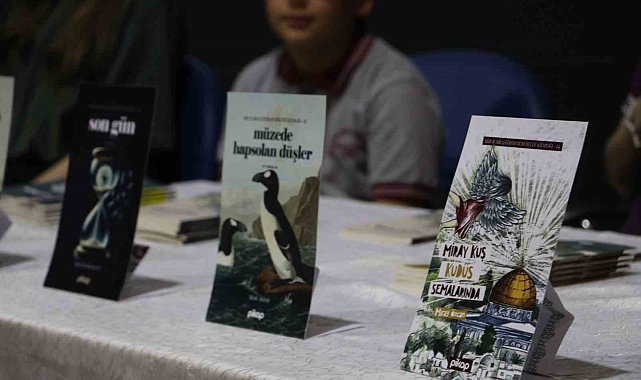 Rize'de öğrencilerin yazdıkları kitaplar okurların beğenisine sunuldu