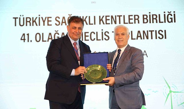 Sağlıklı Kentler Birliği Başkanlığı'na İzmir Büyükşehir Belediye Başkanı Cemil Tugay seçildi