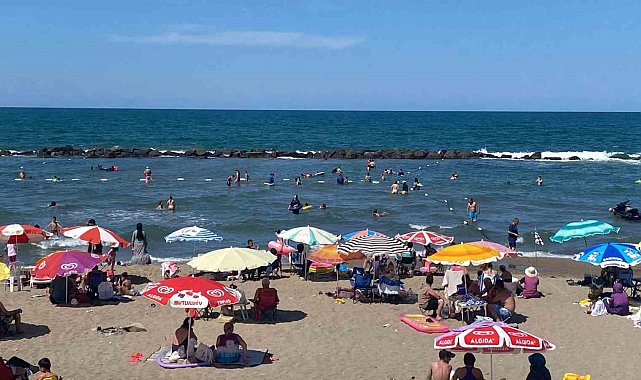 Sakarya sahillerinde denize girmek 3 gün yasak
