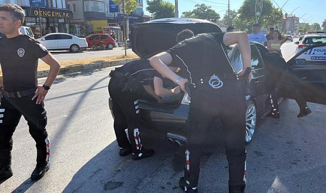 Sakarya'nın tatil bölgesinde polis denetimi: 52 araç sürücüsüne 120 bin lira ceza