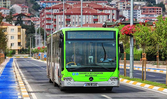 Sakarya'nın ulaşımına 100 milyon TL'lik yatırım: 20 yeni otobüsü hizmete alınacak