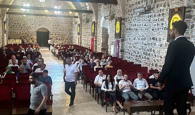Şehzadeler Belediyesi çalışanlarına KVKK eğitimi