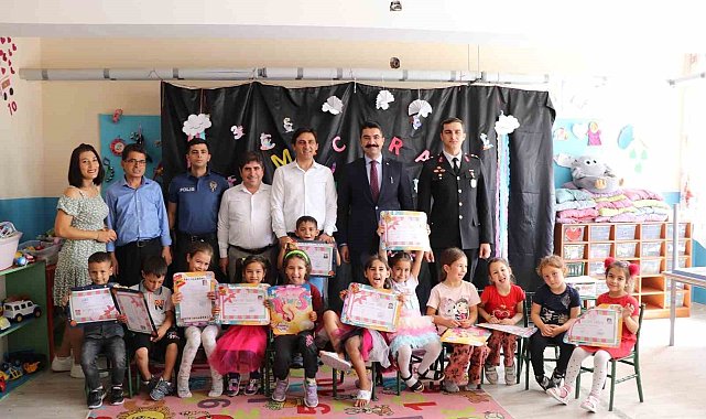 Selendi'de karne heyecanı