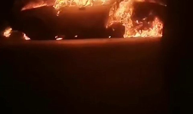 Seyir halindeki otomobil alevlere teslim oldu