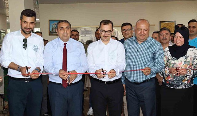Silifke'de "Hayat Boyu Öğrenme" haftası nedeniyle sergi açılışı yapıldı