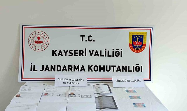 Sınavları geçemeyenlerin yerine başkalarını soktular