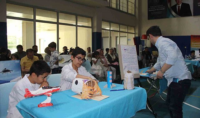 Şırnak'ta deneyap öğrencileri Havacılık ve Uzay Teknolojileri Proje Şenliği'nde buluştu