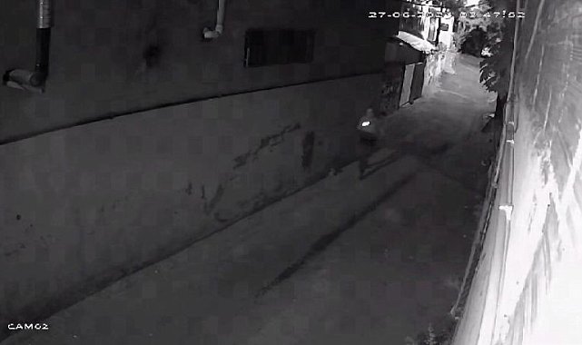 Sultanbeyli'de polise silahla ateş eden 2 gaspçı yakalandı