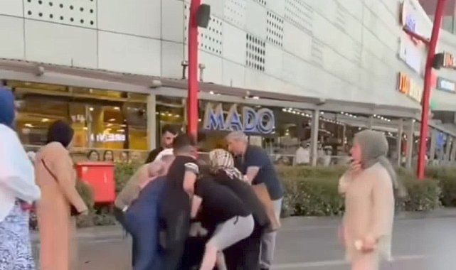 Sultanbeyli'de yumruk yumruğa kavga
