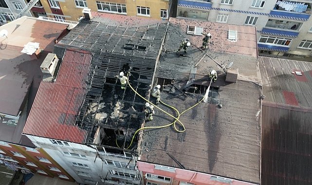 Sultangazi'de 12 yaşındaki çocuk çay demlemek isterken yangın çıktı