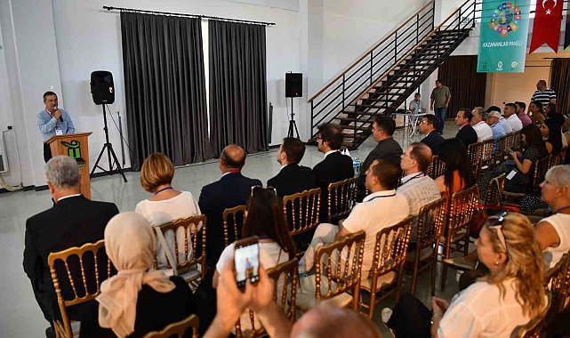 Tepebaşı Belediye Başkanı Ahmet Ataç: "Geleceğimizi düşünerek hareket etmek zorundayız"