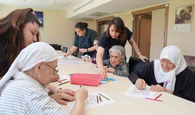 Tepebaşı Belediyesi, Alzheimer hastalarının yanında