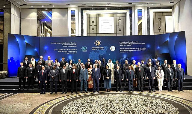 Ticaret Bakanı Bolat, "İİT üye ülkeler arasındaki ticaret oranımızı yüzde 25'e çıkarmamız gerekiyor"