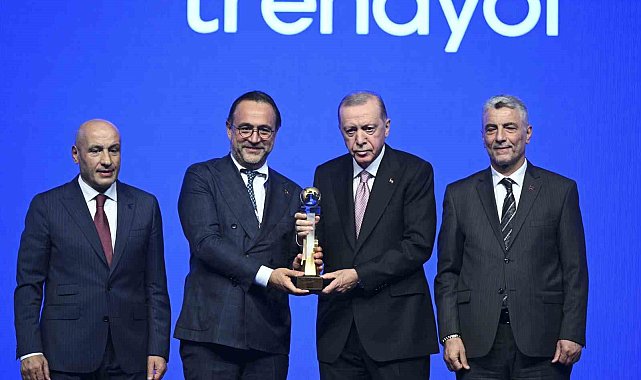 TİM'den Trendyol'a e-ihracat şampiyonu ödülü