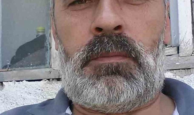 Traktöre çarpan araç sürücüsü hayatını kaybetti