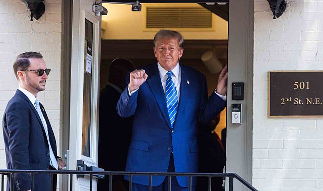 Trump'tan Kongre binasına baskından 3 yıl sonra ilk ziyaret