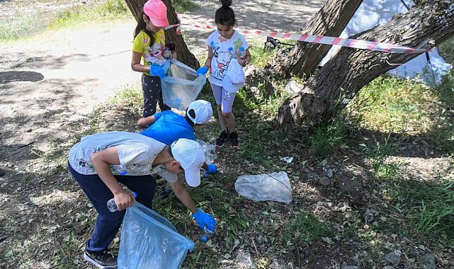 Tunceli&#039;de 7&#039;den 70&#039;e çevre temizliği