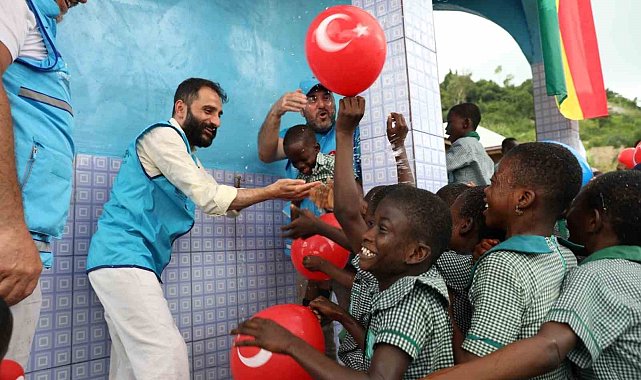 Türkiye Diyanet Vakfı'nın 2024 yılı vekaletle kurban programına ünlülerden destek