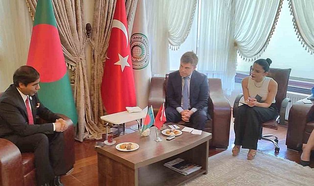 Türkiye ve Bangladeş arasındaki ekonomik ve ticari ilişkiler bu buluşmada konuşuldu