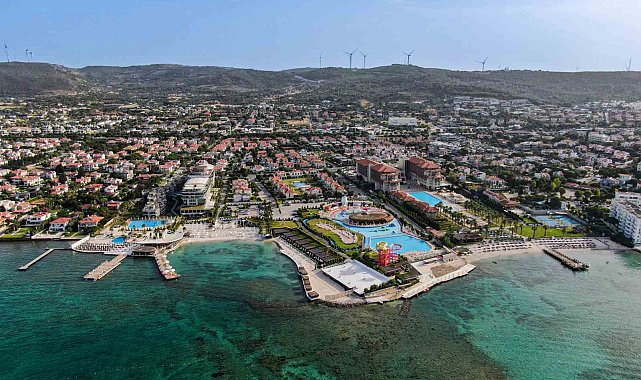 Ünlü tatil merkezi Çeşme'ye bayram piyangosu