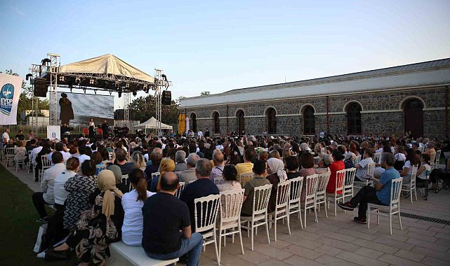 Usta Şair Nazım Hikmet Eyüpsultan'da anıldı