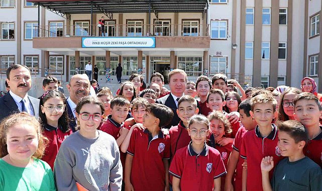 Vali Aydoğdu: &quot;Başarı elde etmek için gireceğiniz sınavda hepinize yürekten başarılar diliyorum&quot;