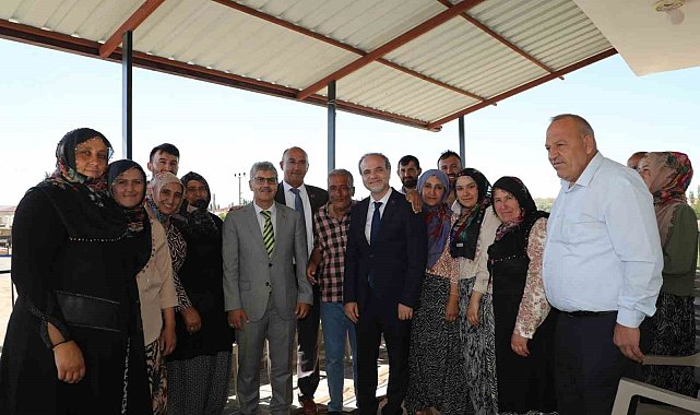 Vali Çelik; Orhanlı beldesinde vatandaşların taleplerini dinledi