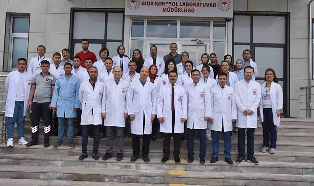 Vali Yardımcısı Han çevre illere de hizmet veren Gıda Kontrol Laboratuvar Müdürlüğü'nde inceleme yaptı