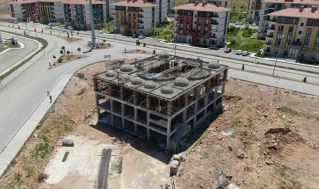 Verilen sözler yerine getirilmeyince caminin yapımı yarıda kaldı