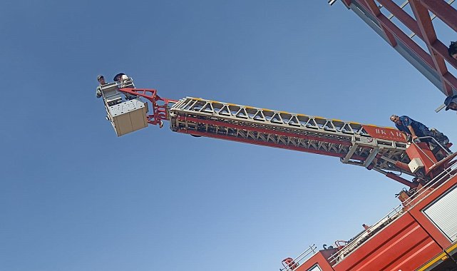 Vinçte mahsur kalan işçi kurtarıldı