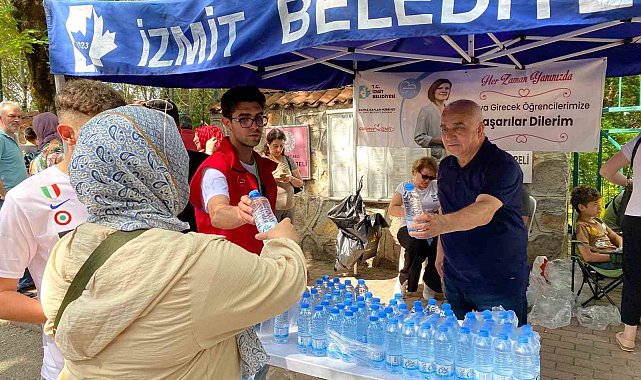 Yanlış okula giden öğrenciyi belediye ekipleri sınava yetiştirdi
