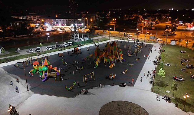 Yaz akşamlarının vazgeçilmez parkı oldu