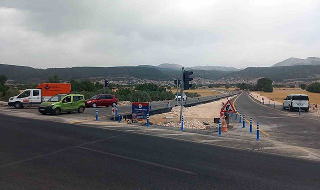 Yeni otogar yolu hizmete açıldı