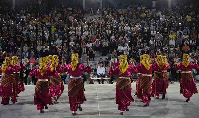 Yıldırım&#039;da &#039;Erguvan&#039; coşkusu