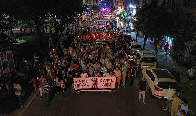 Yıldırım'da Filistin için meşaleli yürüyüş