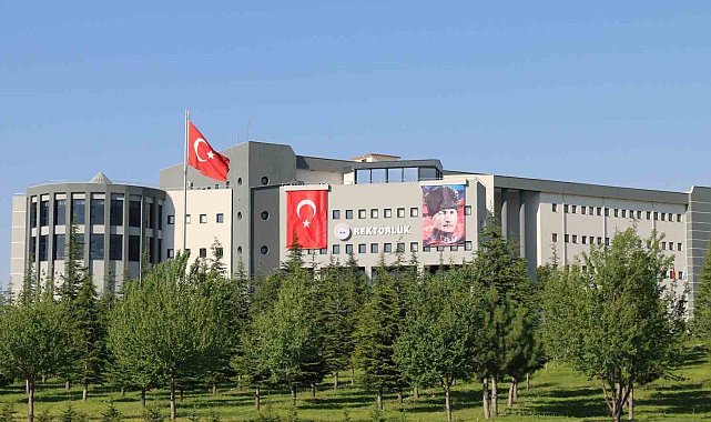 YÖK'den ERÜ'ye 'Engelsiz Üniversite' ödülü