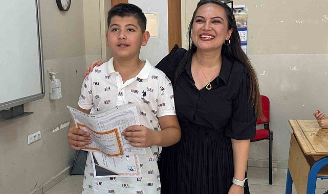 Zonguldak'ta 90 bin öğrenci karne sevinci yaşadı