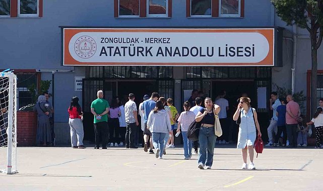 Zonguldak'ta YKS heyecanı: Üniversite hayalleri için ter döktüler