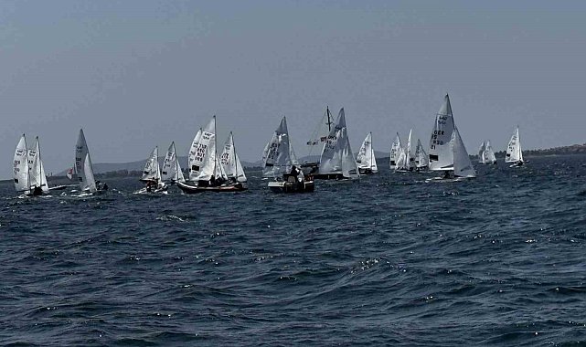 14 ülkeden 74 yelkenci Kocaeli'de yarıştı