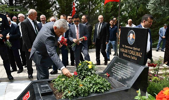 15 Temmuz şehidi unutulmadı: Doğum gününde kabri ziyaretçi akınına uğradı