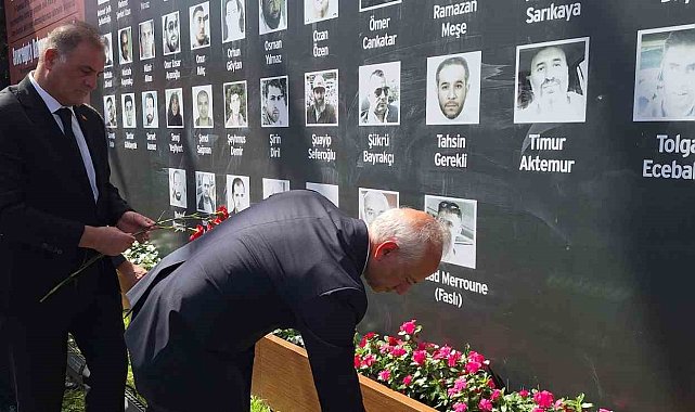 15 Temmuz Şehitleri İBB Saraçhane'de törenle anıldı