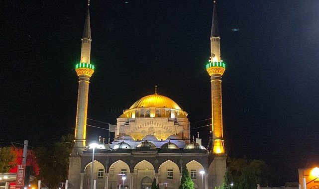 15 Temmuz'un yıl dönümünde sela okundu